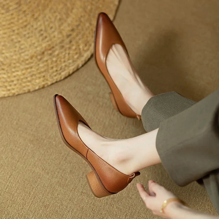 Helen | Escarpins classiques à talons carrés