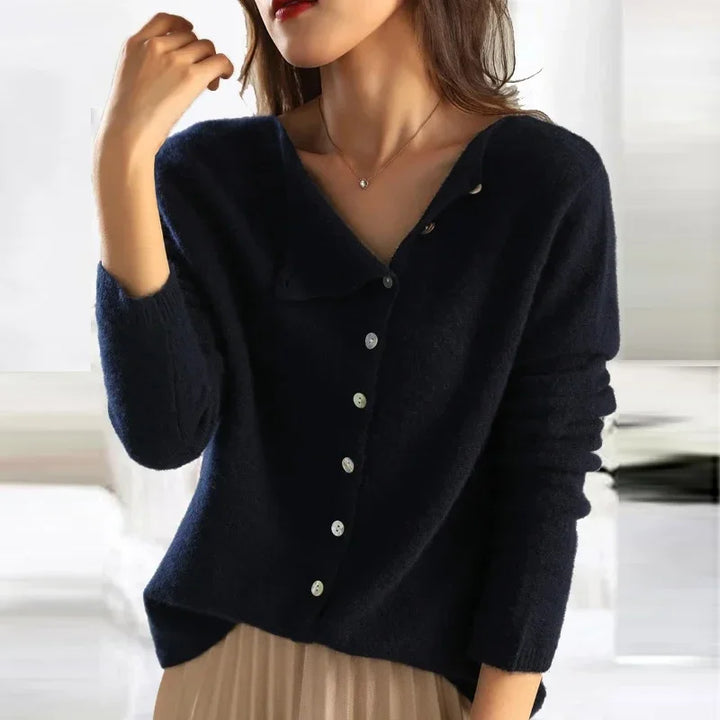 Kyra™ - Pull asymétrique à boutons
