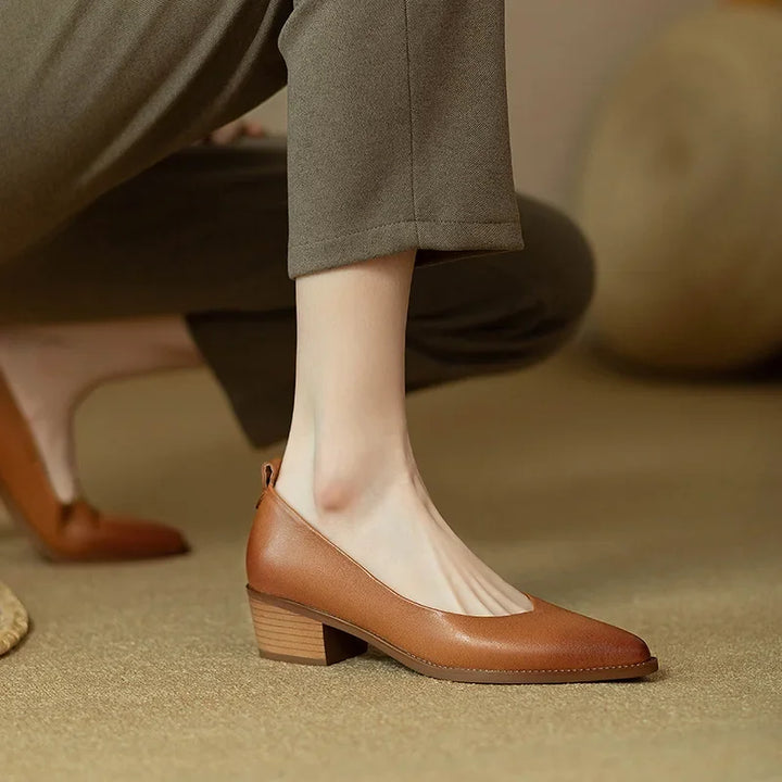 Helen | Escarpins classiques à talons carrés