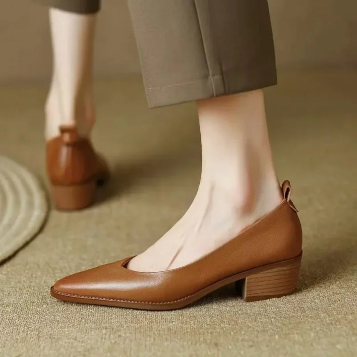 Helen | Escarpins classiques à talons carrés