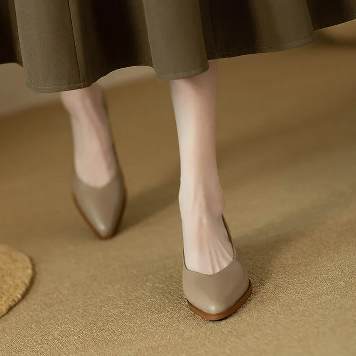 Helen | Escarpins classiques à talons carrés